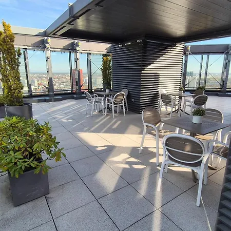 Towarowa 39 Tokio Apartment, Free Parking, Air-conditioning, Self Check-in 24h Apartament *