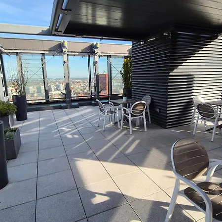 Towarowa 39 Tokio Apartment, Free Parking, Air-conditioning, Self Check-in 24h